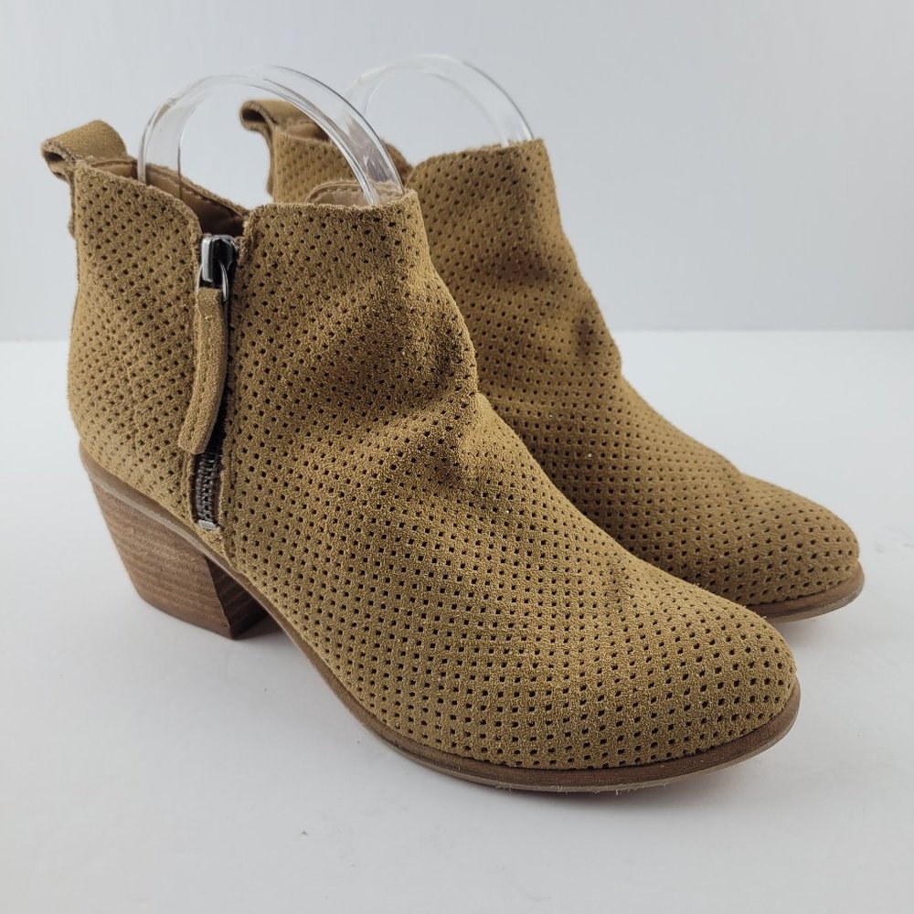 Dolce Vita Sable Camel Suede Leather Ankle Bootie - Picture 2 of 14